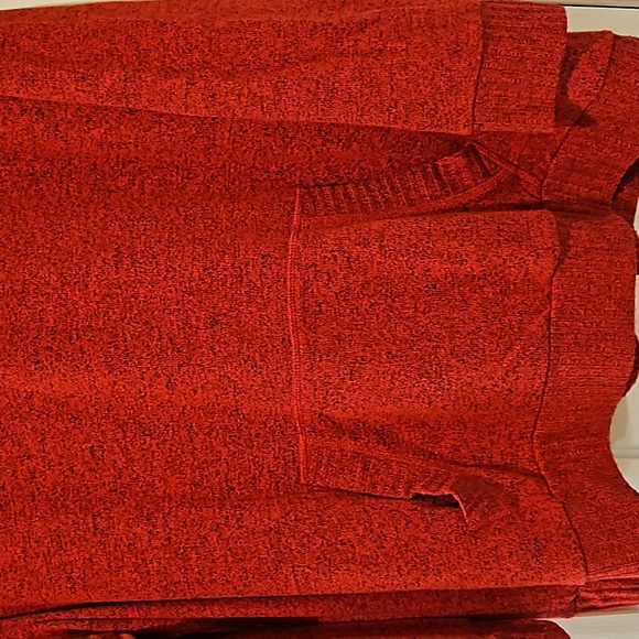 Torrid Red Hoodie Sweatshirt - Picture 3 of 7